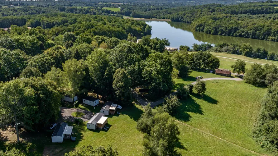 Flower Camping de Rouffiac