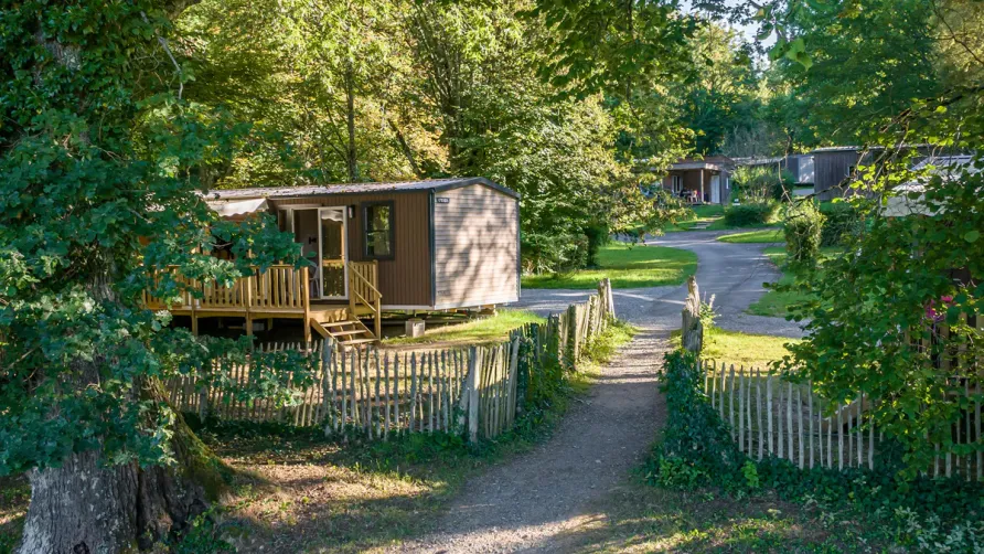 Flower Camping de Rouffiac