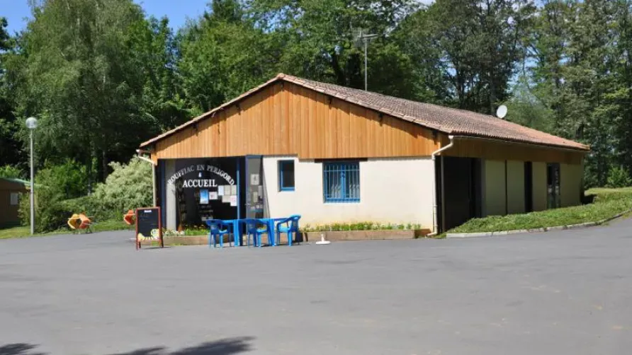 Flower Camping de Rouffiac