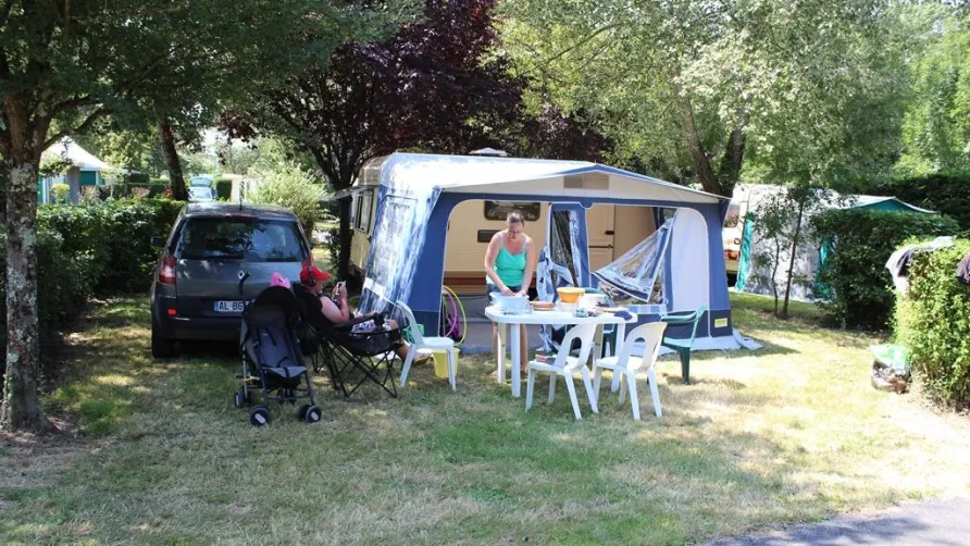 Camping Le Pont Rouge