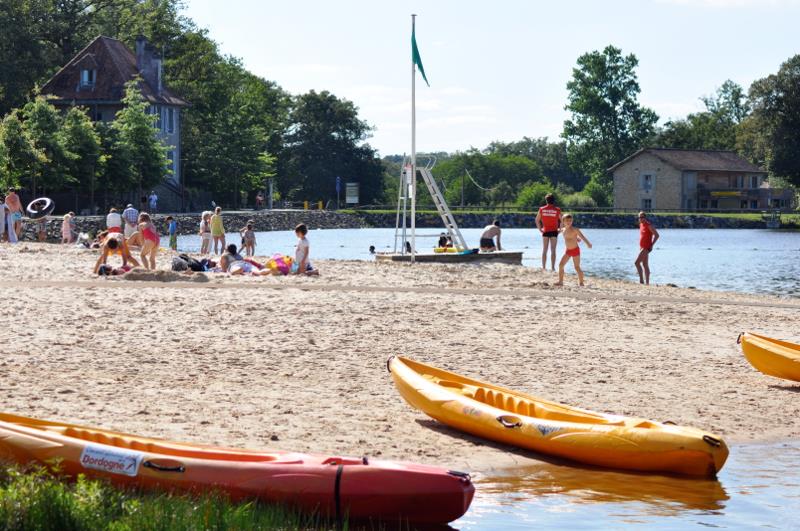 Camping du Grand Etang de Saint-Estèphe