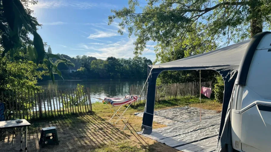 Flower Camping LES BERGES DE LA DORDOGNE