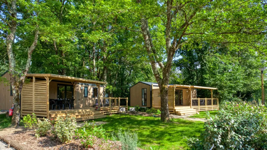 Flower Camping LES BERGES DE LA DORDOGNE