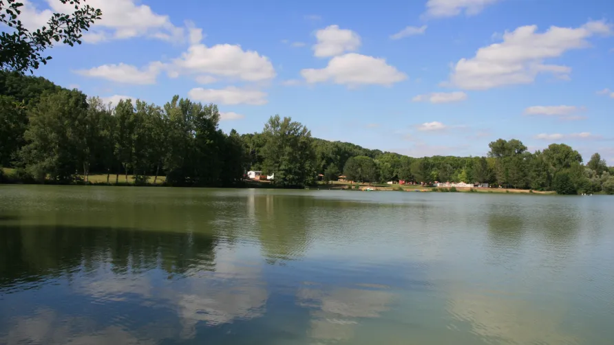 Domaine du Lac de Neguenou