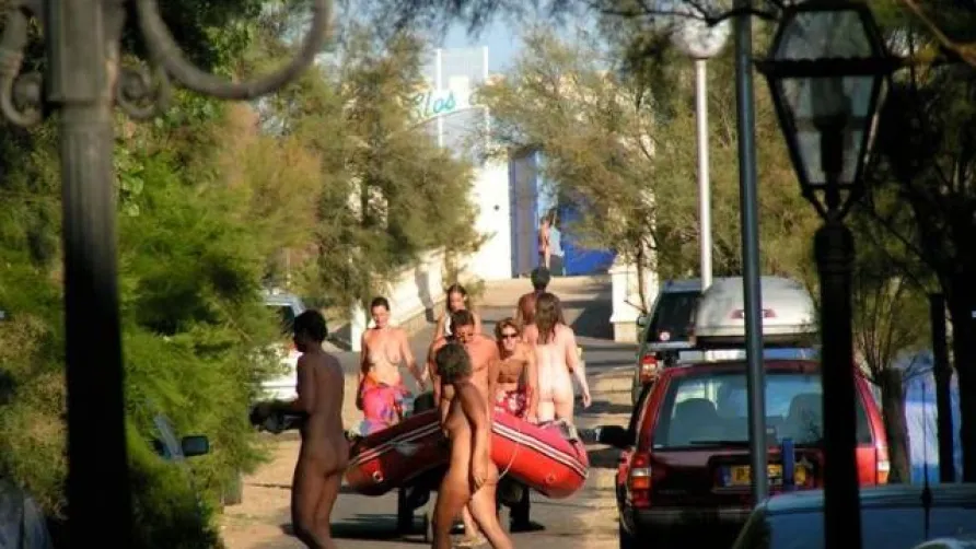 Camping Naturiste Le Clos de Ferrand