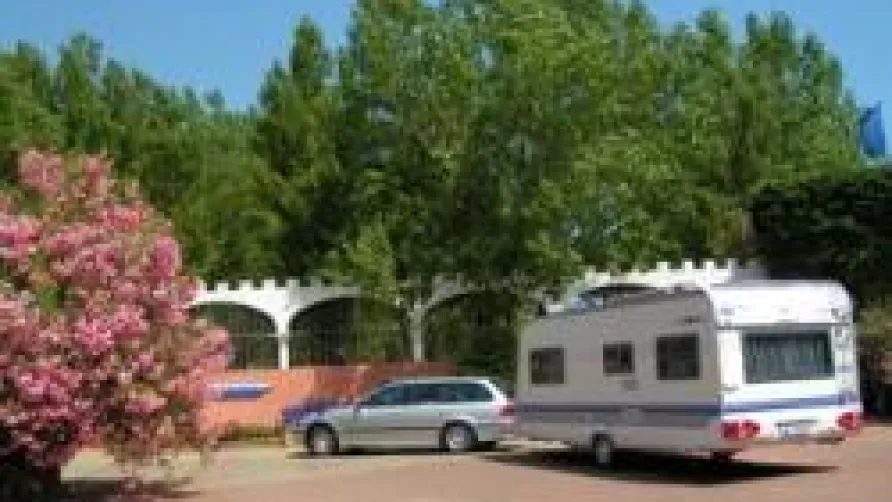 Camping Naturiste Le Clos de Ferrand