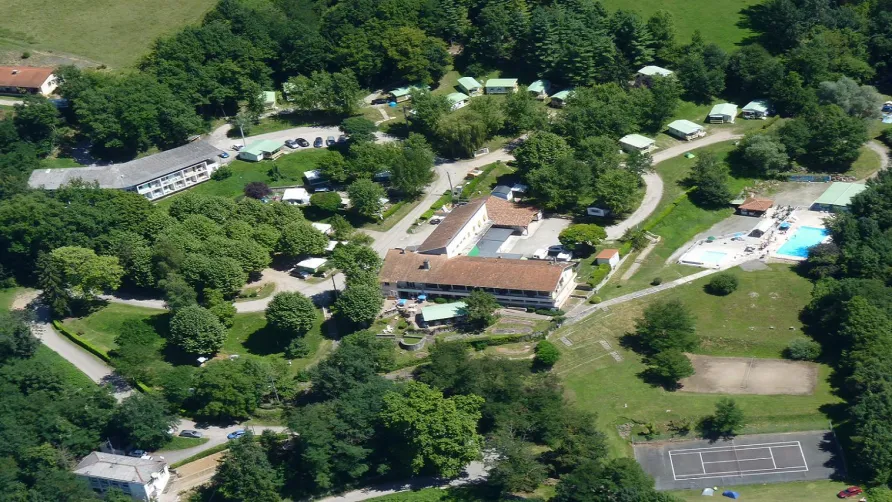 Camping PARC DE PALETES