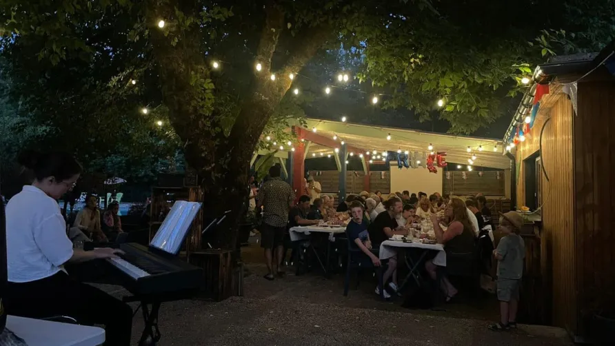 Camping Au Fil de l'Eau