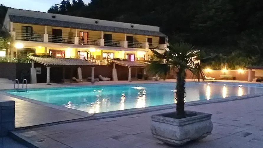 Camping L'Orée de Provence (Sites & Paysages)