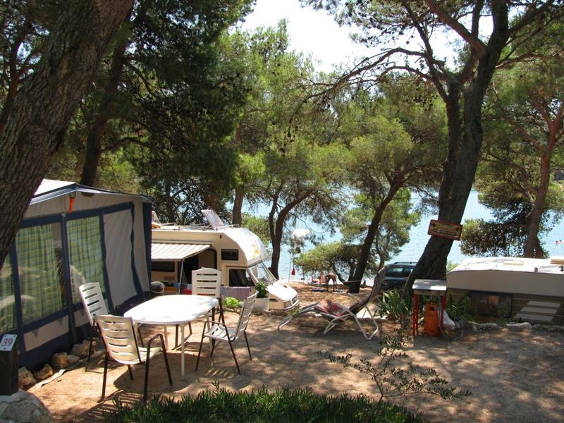Arena One 99 Glamping