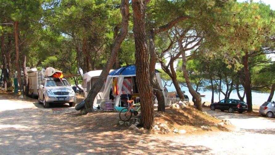 Arena One 99 Glamping
