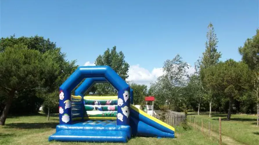 Camping KERLAY