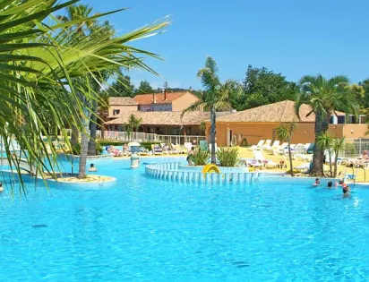 Camping Resort Les Champs Blancs