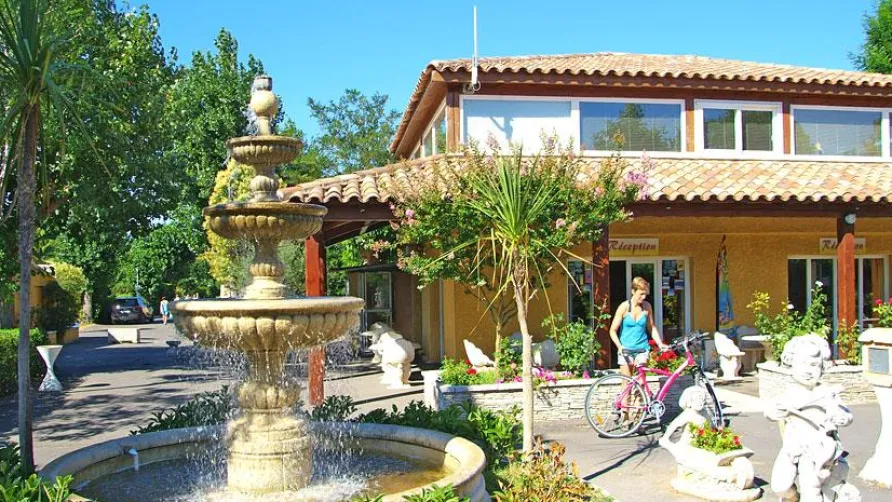 Camping Resort Les Champs Blancs
