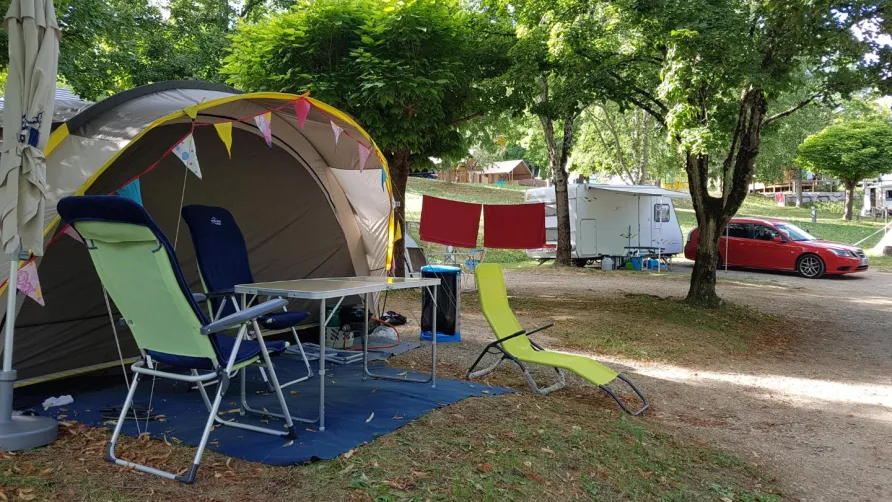 Flower Camping du Lac du Causse