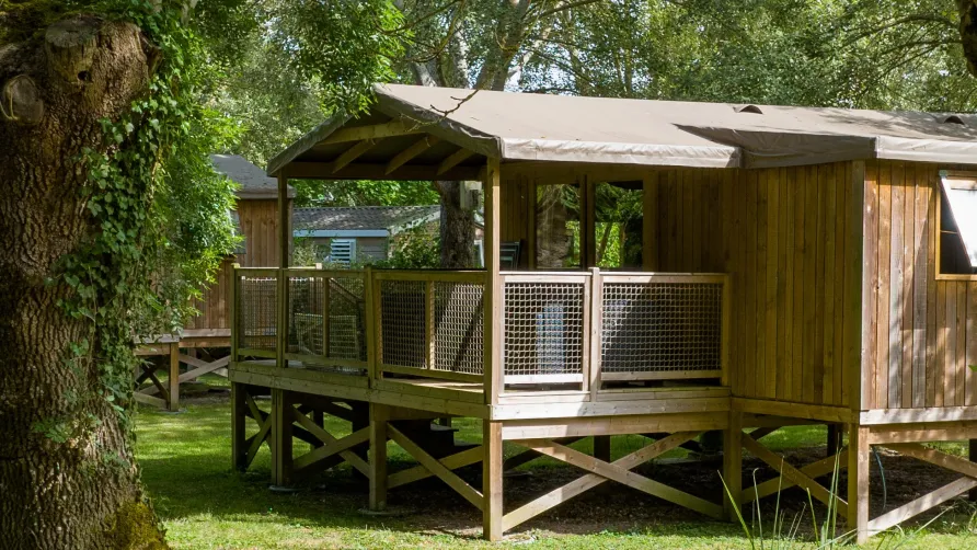 Flower Camping du Port Caroline