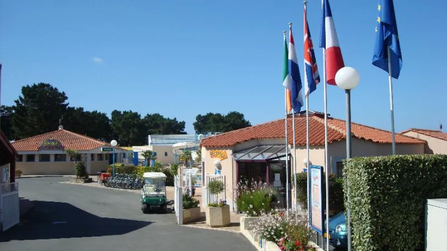 OLD YELLOH! VILLAGE - LE CHAPONNET