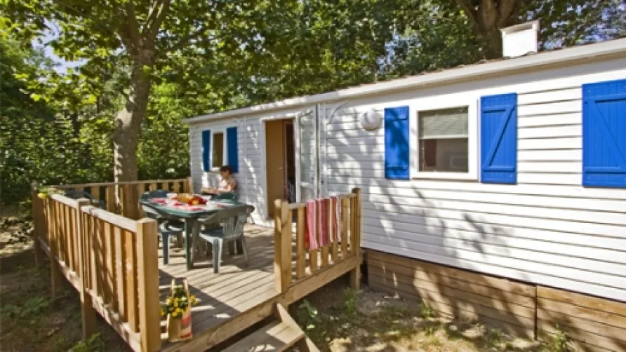 Camping Les Acacias