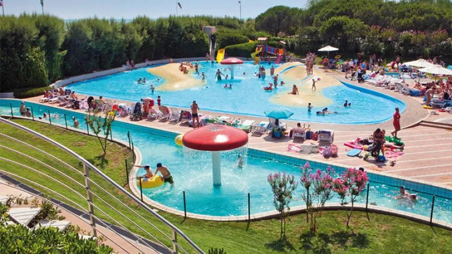 Union Lido Camping Lodging Hotel