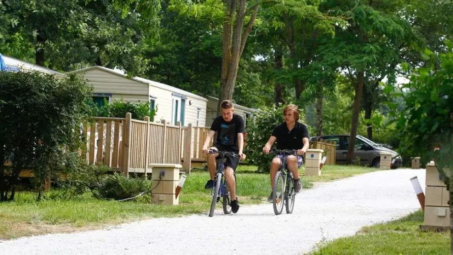 Camping  de Rousieux