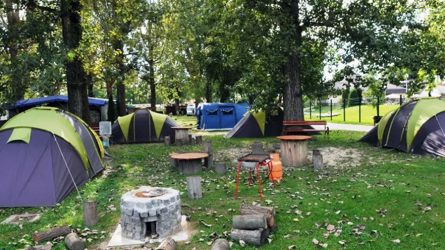 FKK  und Klassische Camping Terme Banovci
