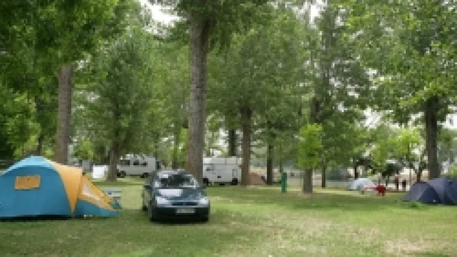 Camping Tiber