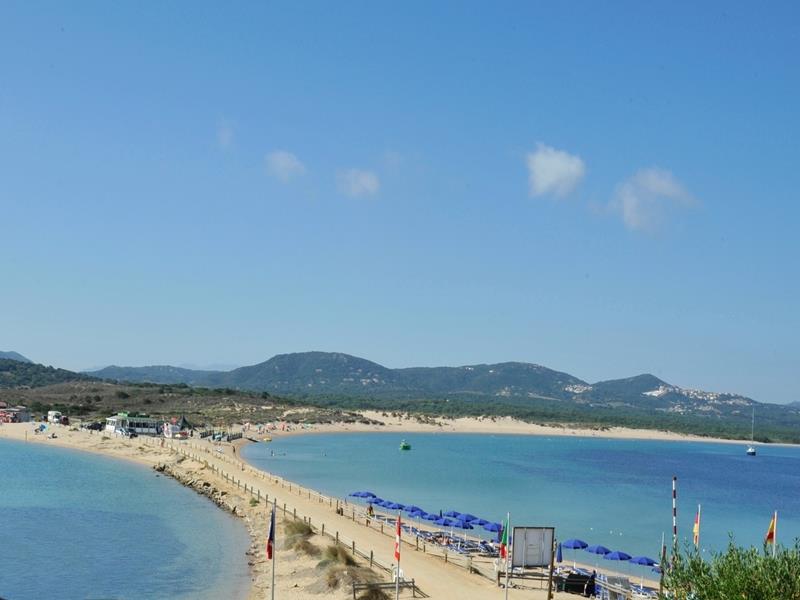 Isola dei Gabbiani - Land of water