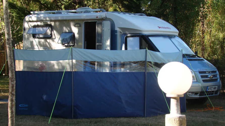 Camping LES GRAVES