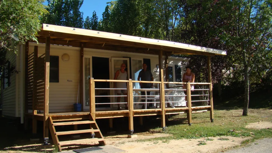 Camping LES GRAVES