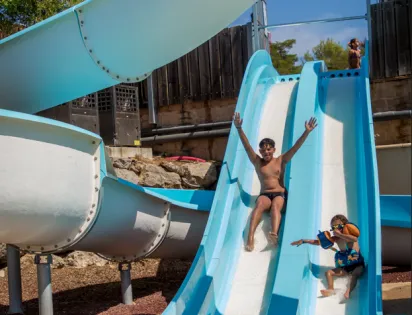 Camping La Pinède
