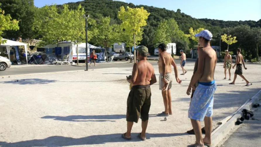 Camping La Pinède
