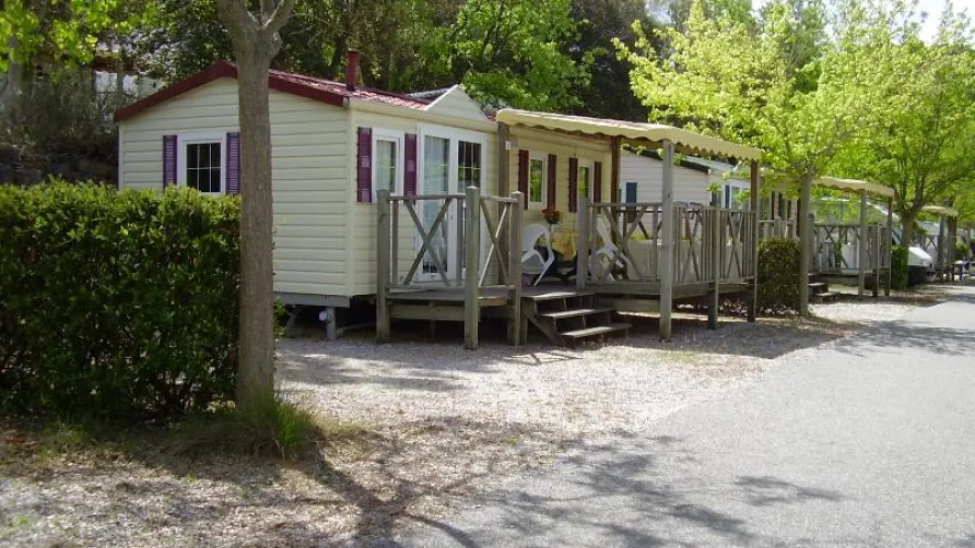 Camping La Pinède