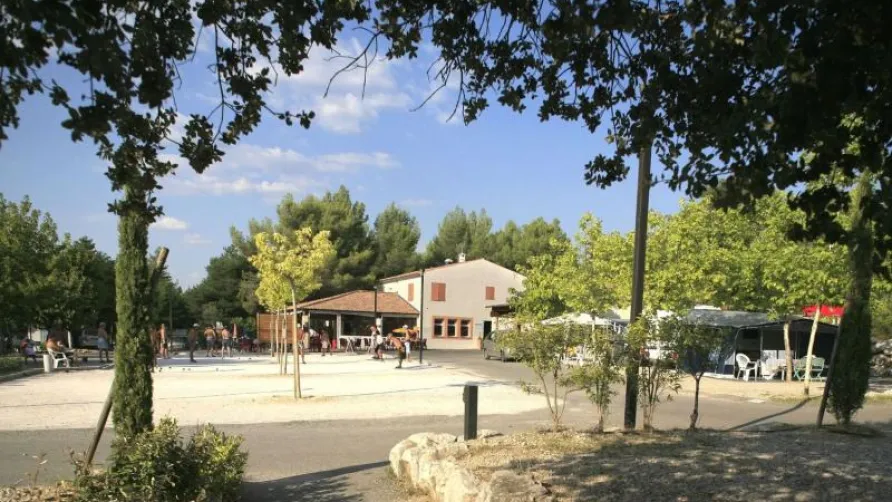Camping La Pinède