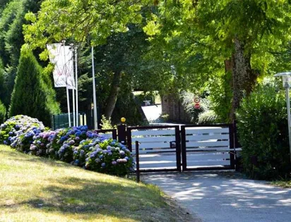 Camping DE LA LAUZE