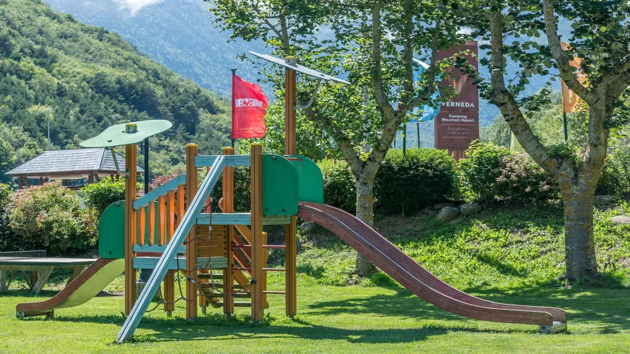 VERNEDA CAMPING MOUNTAIN RESORT