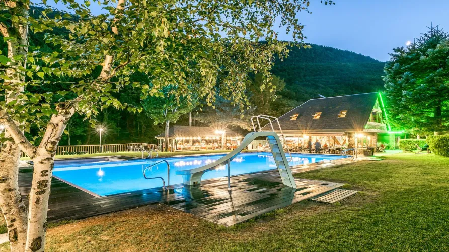 VERNEDA CAMPING MOUNTAIN RESORT