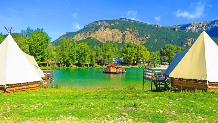 Camping Le Lac Bleu