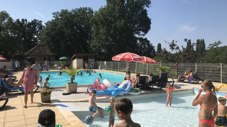 Camping La Peyrugue