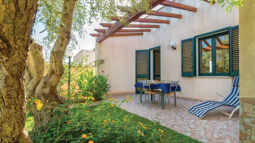 Lilybeo Village Camping & Residence