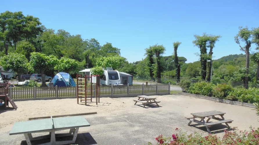 CAMPING DE LA BASTIDE