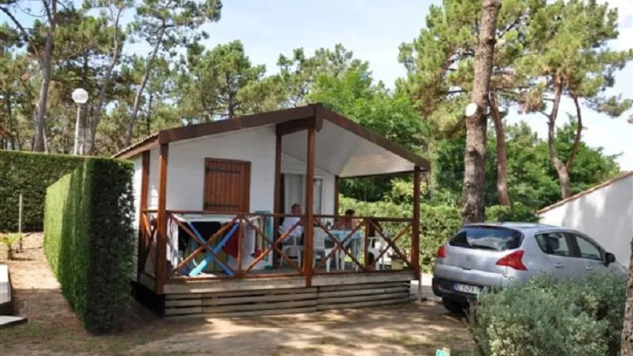 Camping La Pinède