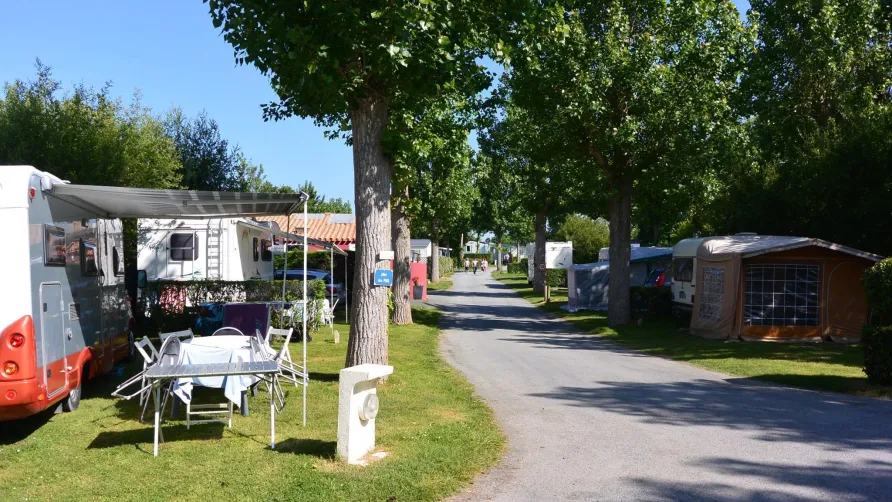 Camping Les Vagues