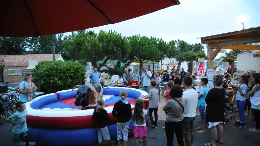 Camping Aqua 3 Masses