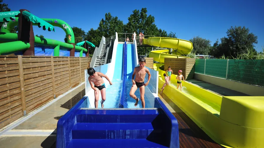 Camping Aqua 3 Masses