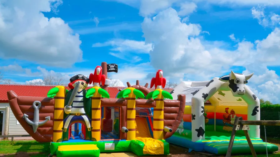 Camping Les Logeries