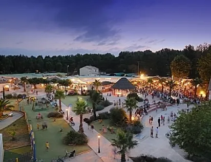 Camping Marvilla Parks - Domaine La Yole