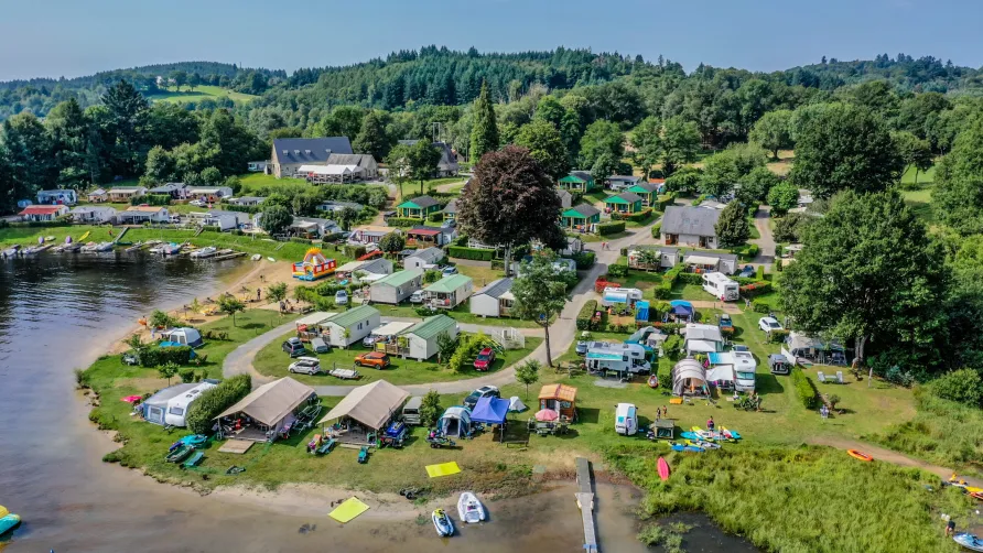 Flower Camping Le Port de Neuvic