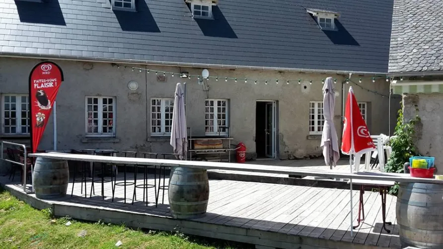 Flower Camping Le Port de Neuvic