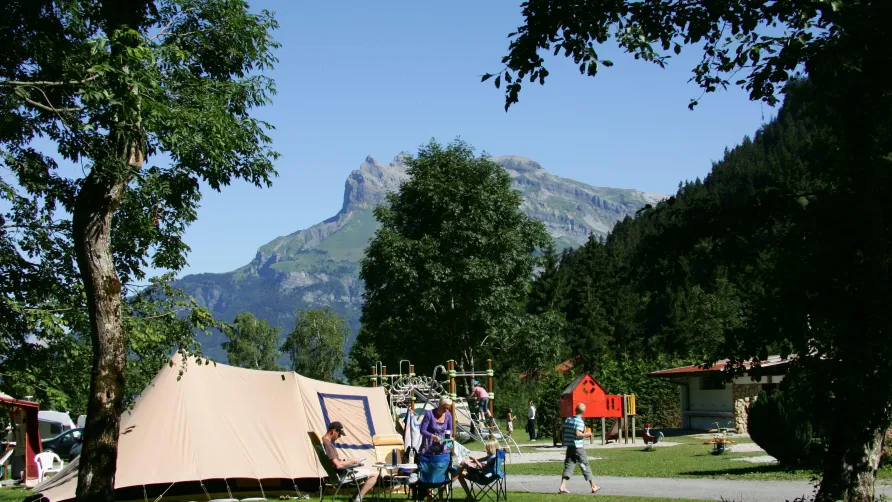Nature & Lodge Camping Les Dômes de Miage