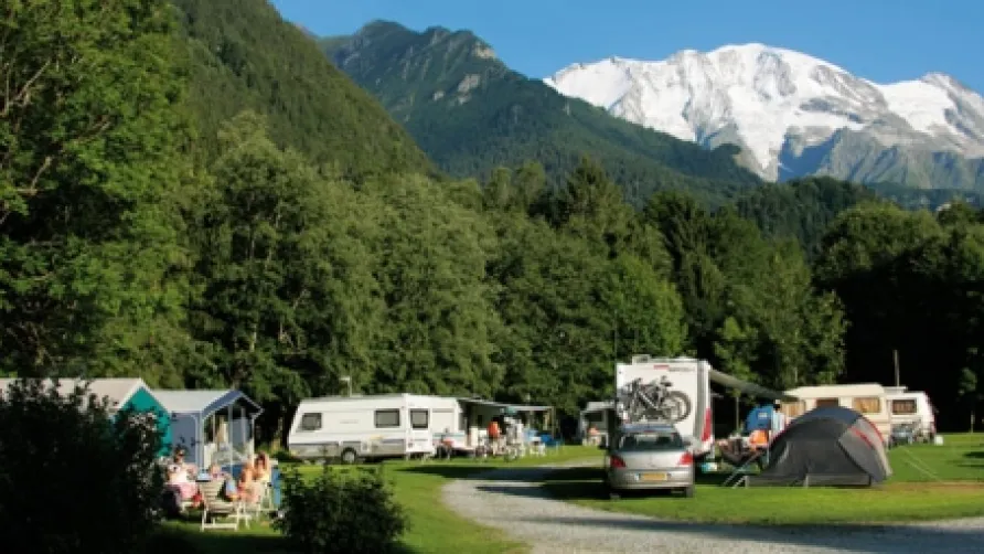 Nature & Lodge Camping Les Dômes de Miage